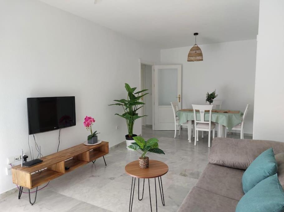 Apartamento Con Vistas Al Mar. Salobreña Екстериор снимка